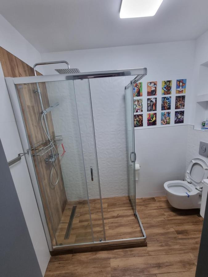 Ultra-Central 1 Bed Apartment, Str Nicolae Iorga บายามาเร ภายนอก รูปภาพ